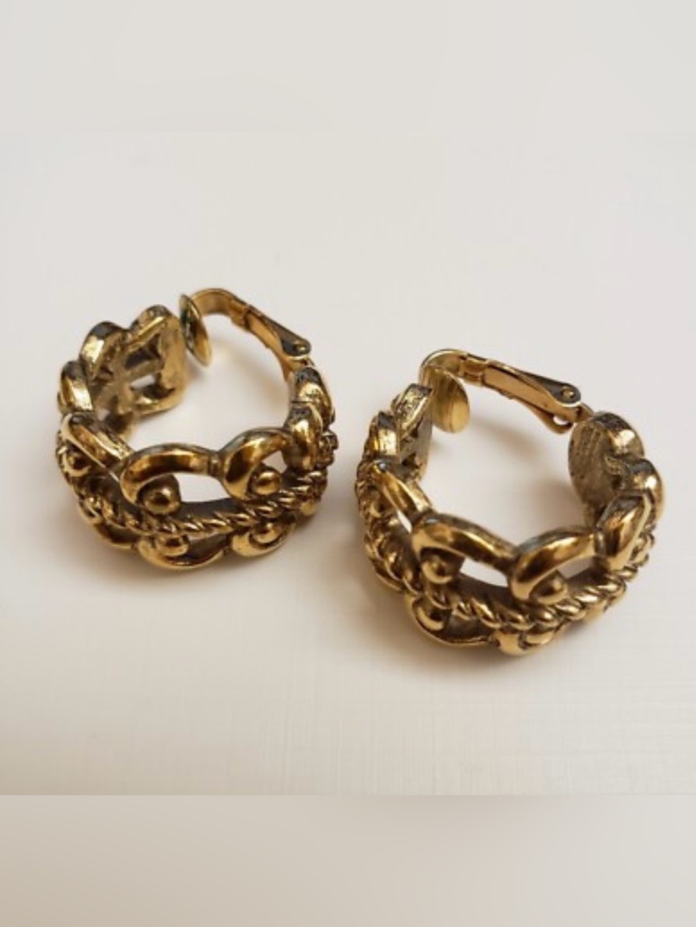 Vintage Avon 1977 Silver French Filigree Clip-On Hoop Earrings
